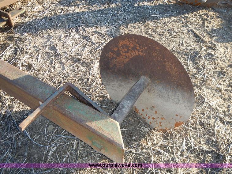 image for item BN9073 Shop built bale unroller