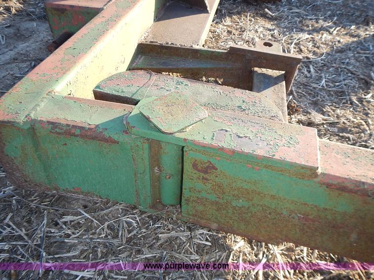 image for item BN9073 Shop built bale unroller