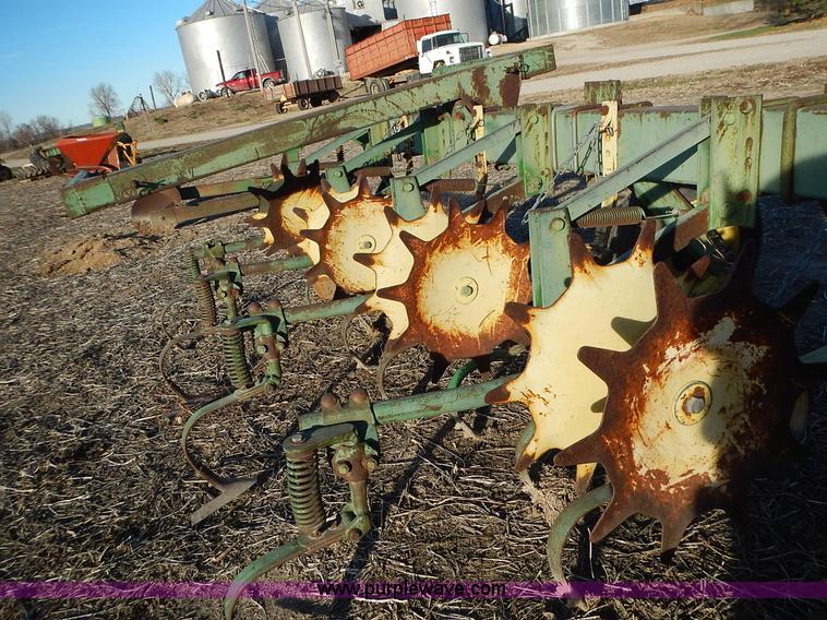 image for item BN9074 John Deere RM cultivator