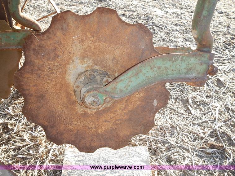 image for item BN9076 John Deere two bottom plow