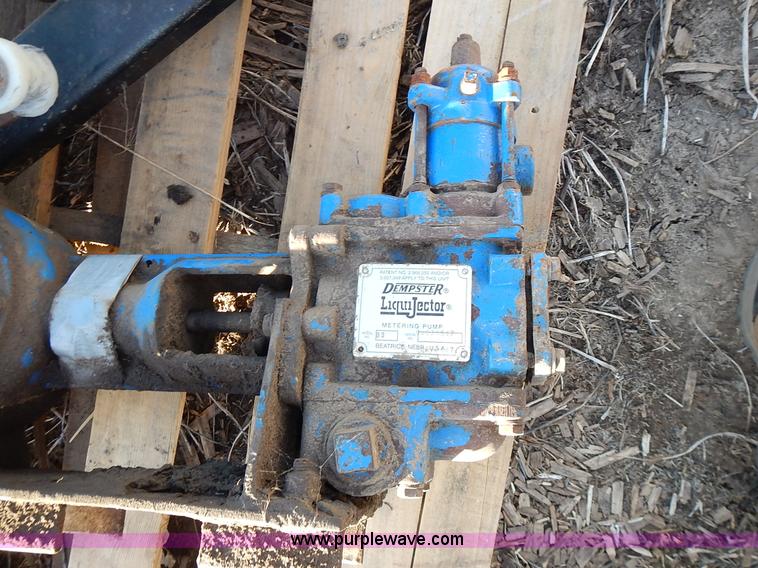 image for item BN9077 Assorted applicator equipment