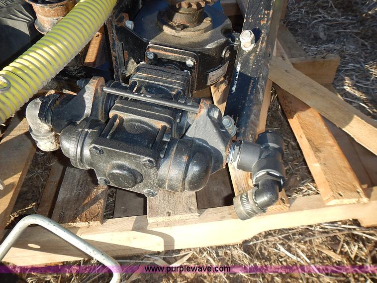 image for item BN9077 Assorted applicator equipment