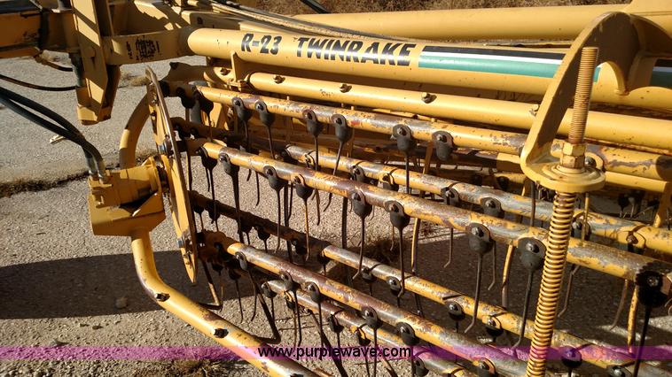 image for item BR9420 Vermeer R23 twin hay rake