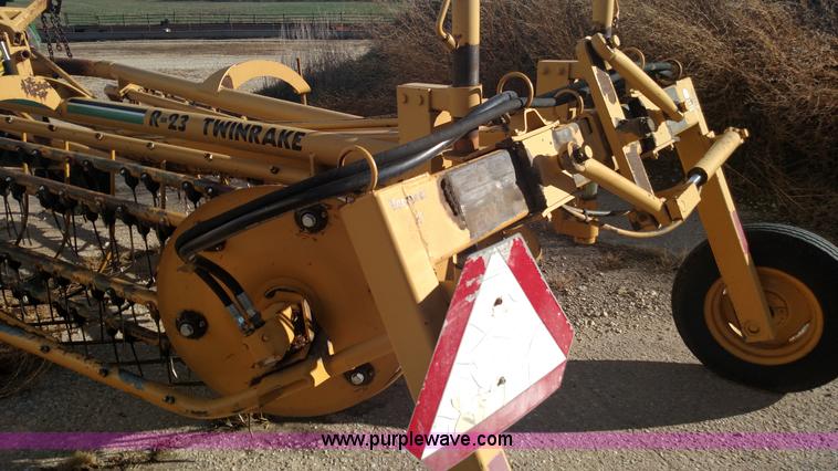 image for item BR9420 Vermeer R23 twin hay rake