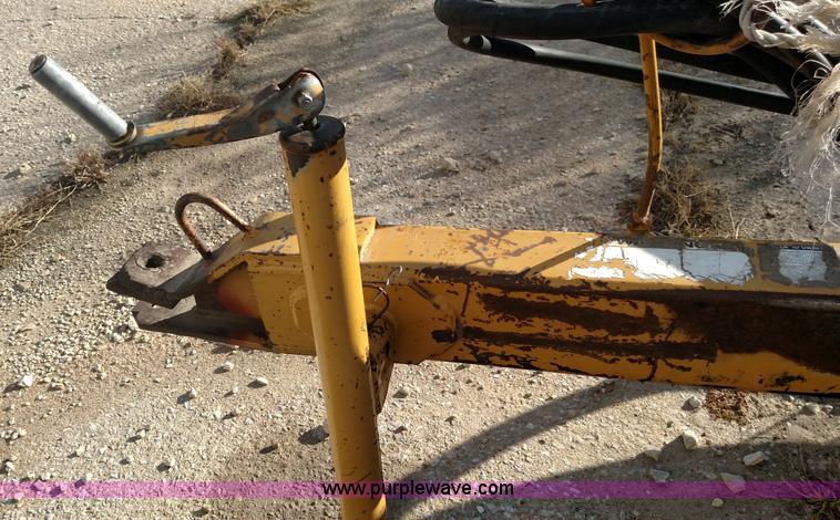 image for item BR9420 Vermeer R23 twin hay rake