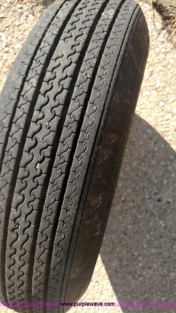 image for item BR9420 Vermeer R23 twin hay rake