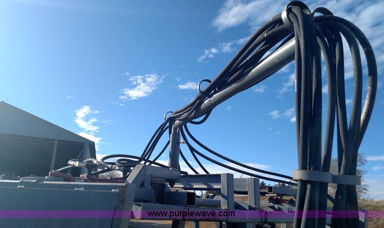 image for item BR9421 Shop built cattle squeeze chute