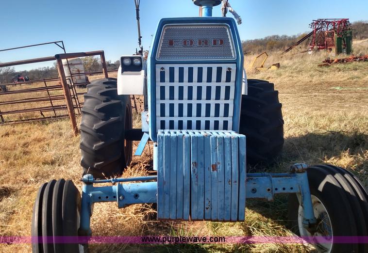 image for item BR9432 Ford 8000 tractor