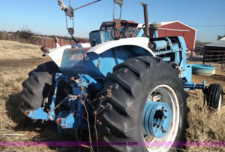image for item BR9432 Ford 8000 tractor