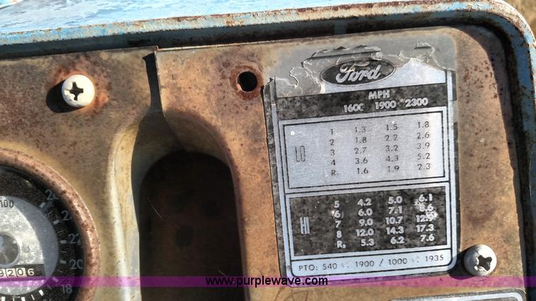 image for item BR9432 Ford 8000 tractor