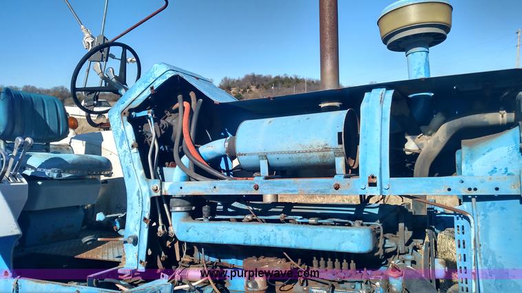 image for item BR9432 Ford 8000 tractor