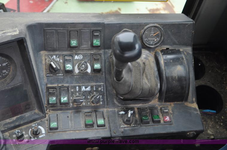 image for item G7072 2000 Claas Jaguar 880 forage harvester