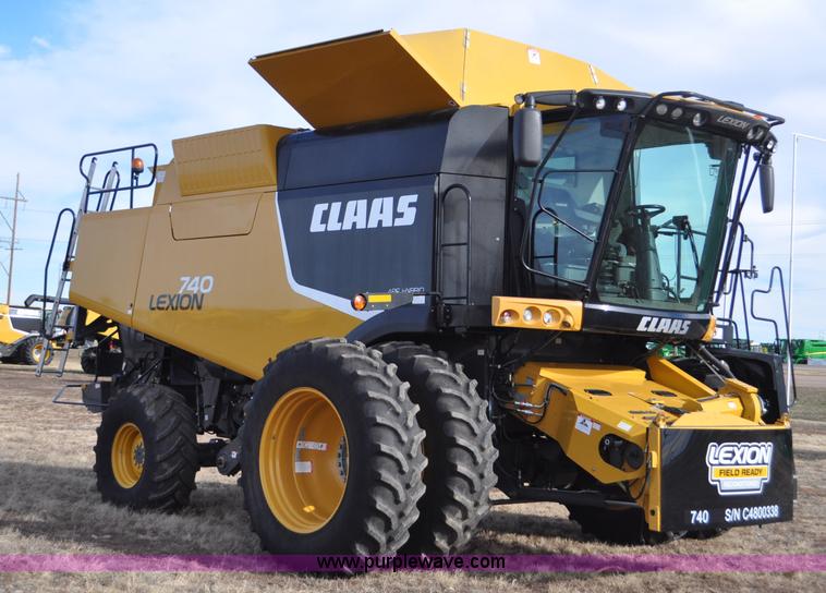 image for item G7073 2012 Lexion Claas 740 combine