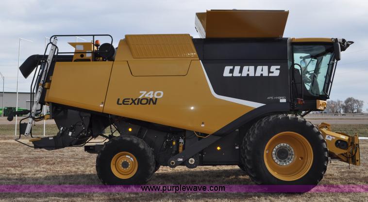 image for item G7073 2012 Lexion Claas 740 combine