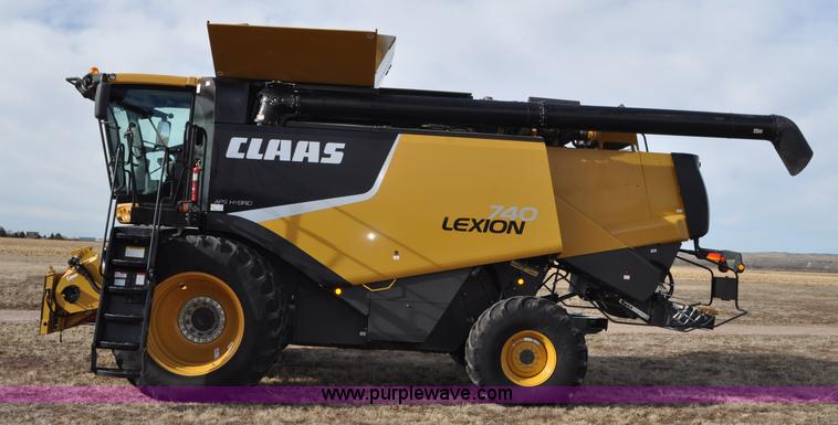 image for item G7073 2012 Lexion Claas 740 combine