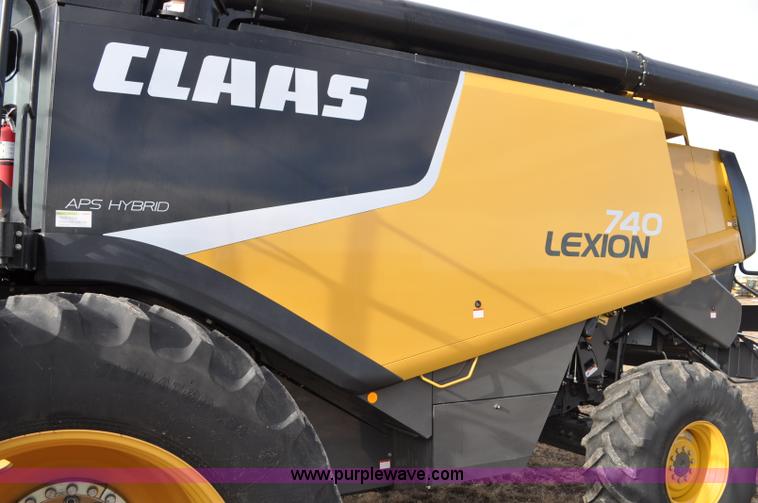 image for item G7073 2012 Lexion Claas 740 combine