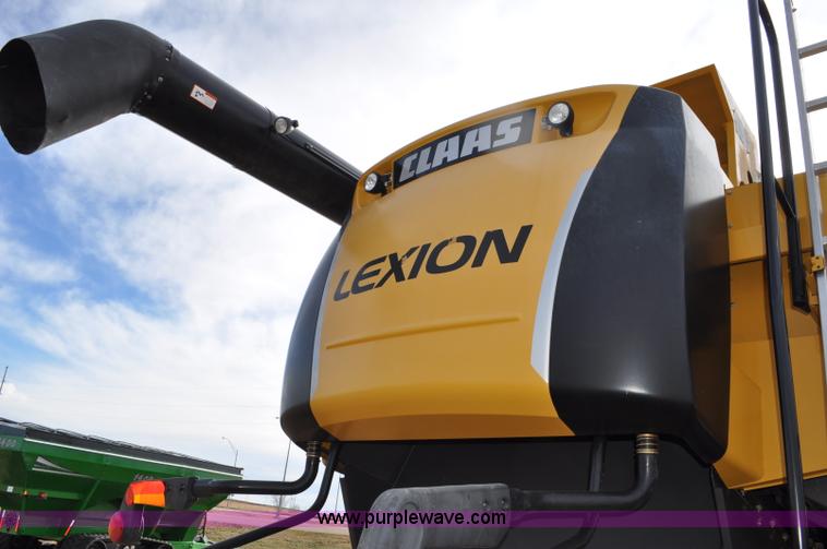 image for item G7073 2012 Lexion Claas 740 combine