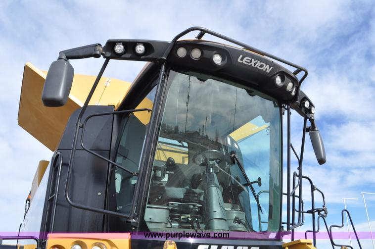 image for item G7073 2012 Lexion Claas 740 combine