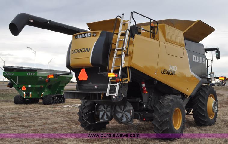 image for item G7074 2012 Lexion Claas 740 combine