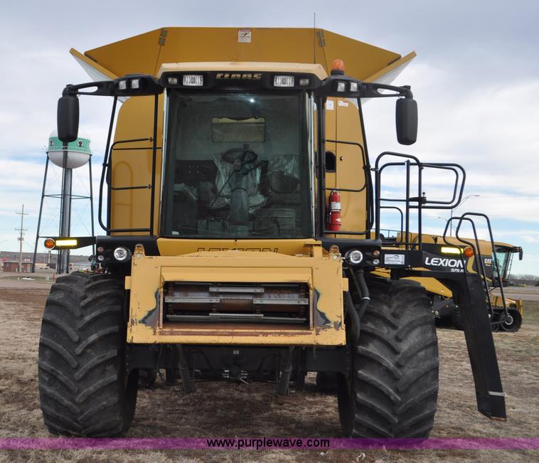 image for item G7075 2010 Lexion Claas 570R combine