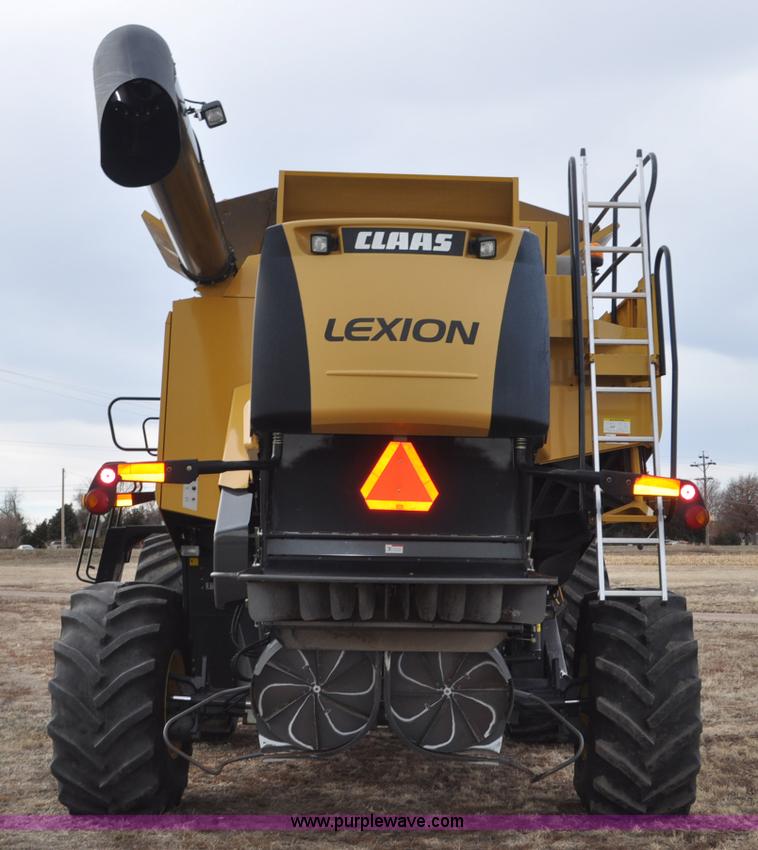 image for item G7075 2010 Lexion Claas 570R combine