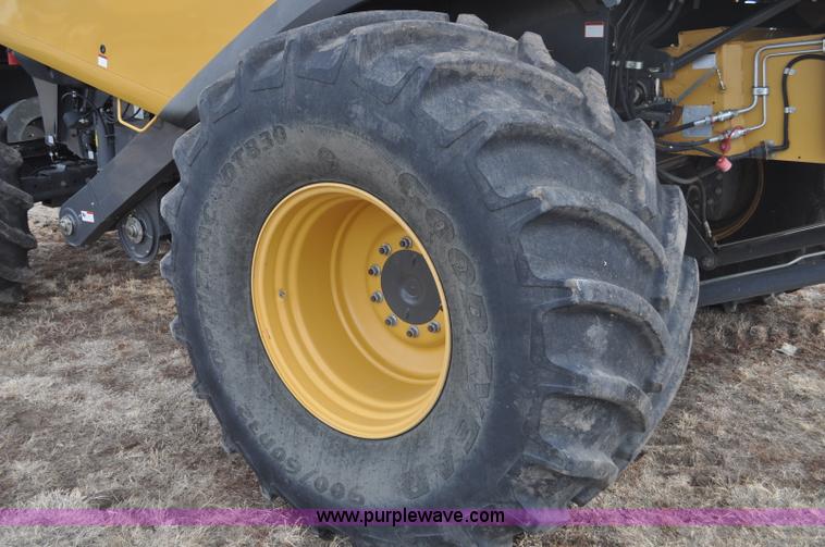 image for item G7075 2010 Lexion Claas 570R combine