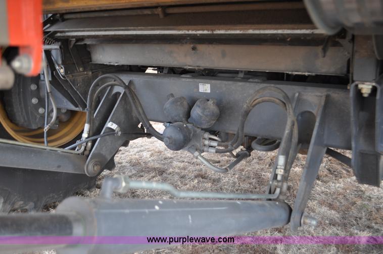 image for item G7075 2010 Lexion Claas 570R combine