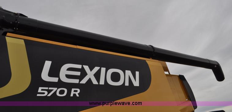 image for item G7075 2010 Lexion Claas 570R combine