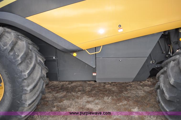 image for item G7075 2010 Lexion Claas 570R combine