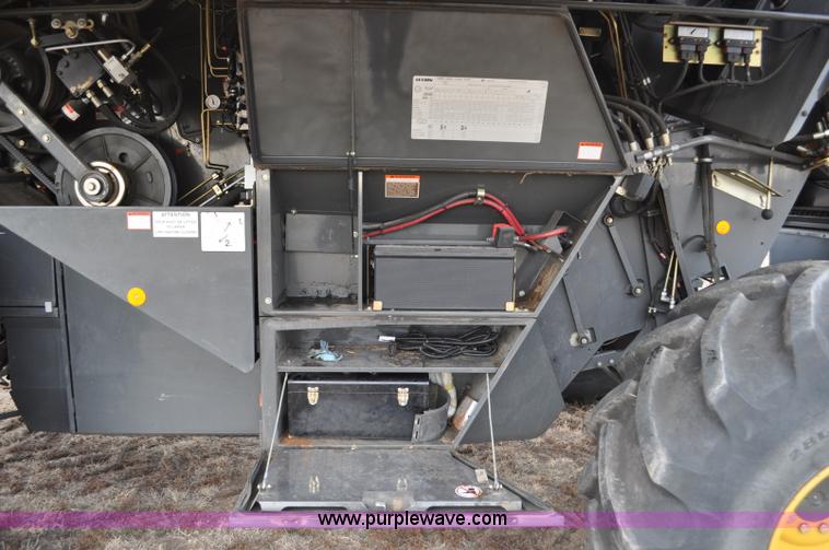image for item G7075 2010 Lexion Claas 570R combine