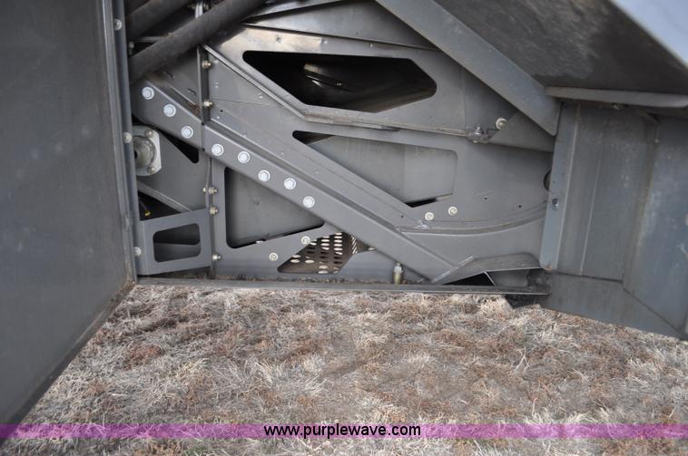 image for item G7075 2010 Lexion Claas 570R combine