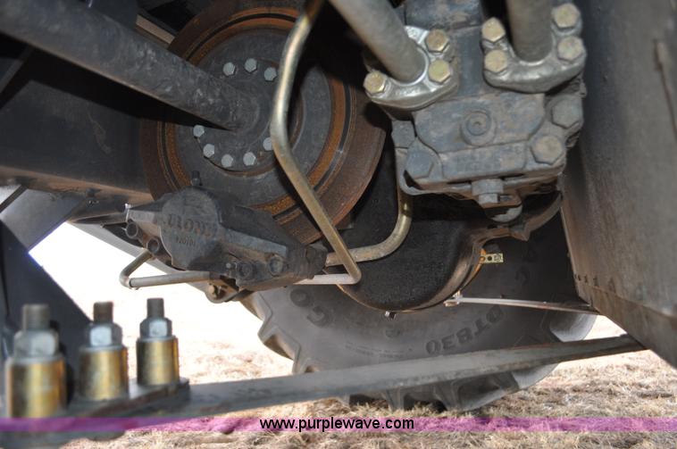 image for item G7075 2010 Lexion Claas 570R combine