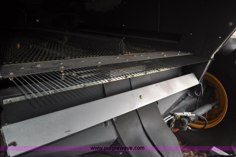 image for item G7075 2010 Lexion Claas 570R combine