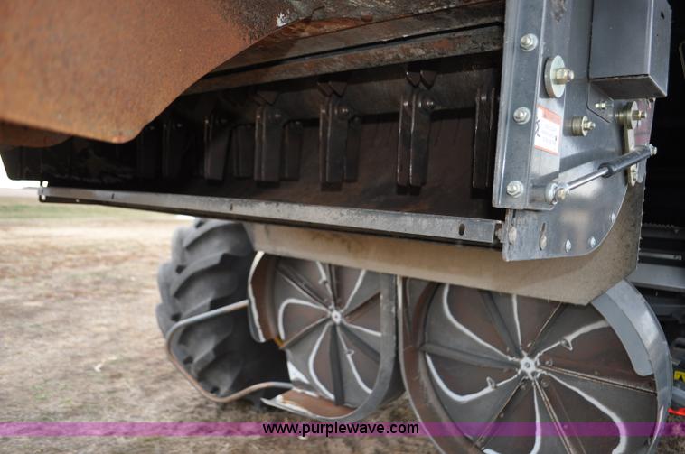 image for item G7075 2010 Lexion Claas 570R combine