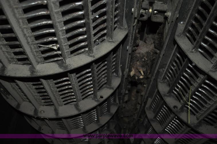 image for item G7075 2010 Lexion Claas 570R combine