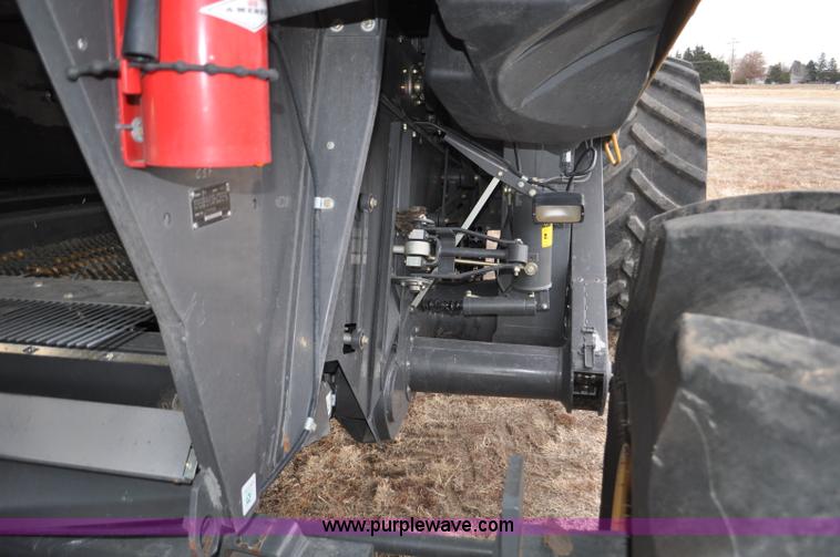 image for item G7075 2010 Lexion Claas 570R combine