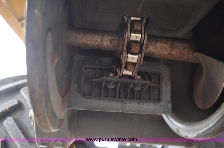 image for item G7075 2010 Lexion Claas 570R combine