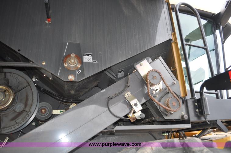 image for item G7075 2010 Lexion Claas 570R combine