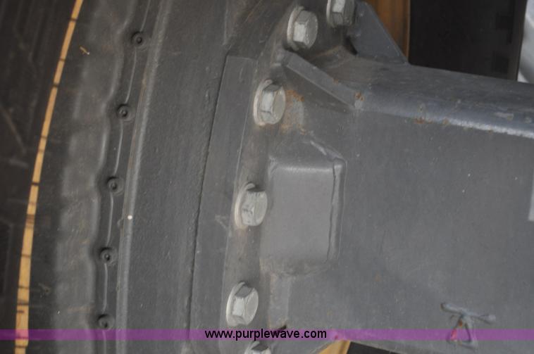 image for item G7075 2010 Lexion Claas 570R combine