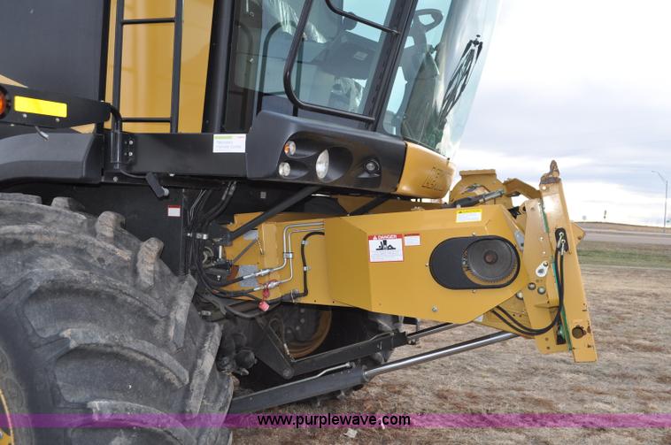 image for item G7075 2010 Lexion Claas 570R combine