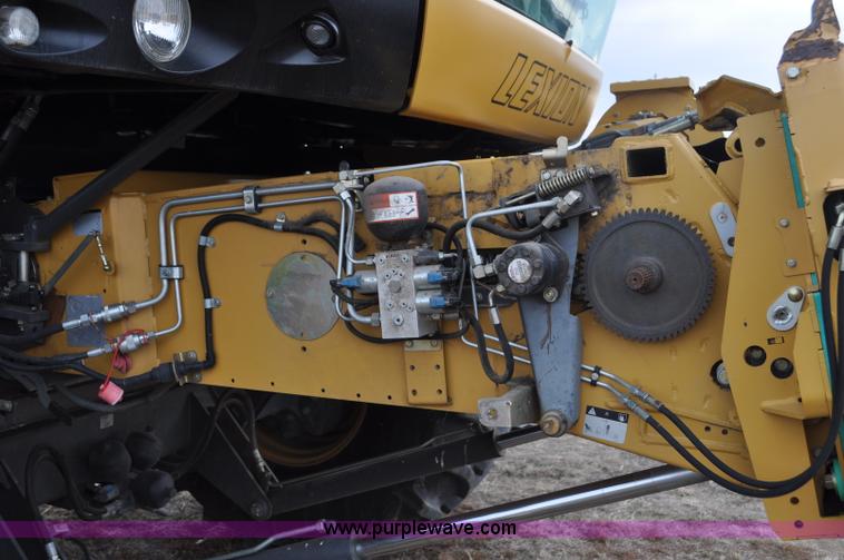 image for item G7075 2010 Lexion Claas 570R combine