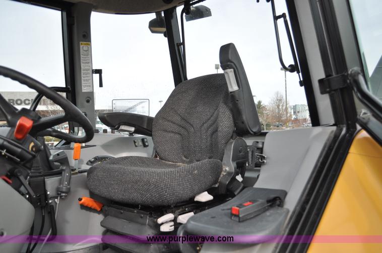 image for item G7089 2002 Challenger MT455 MFWD tractor