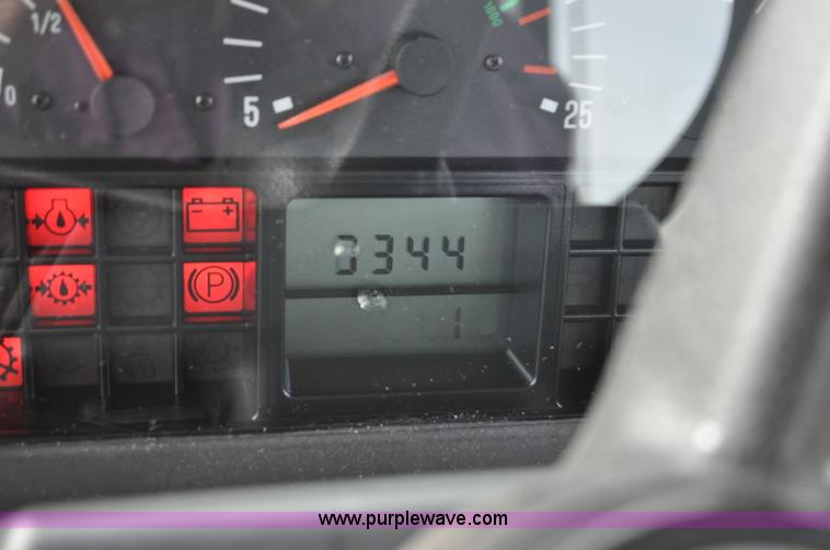 image for item G7089 2002 Challenger MT455 MFWD tractor