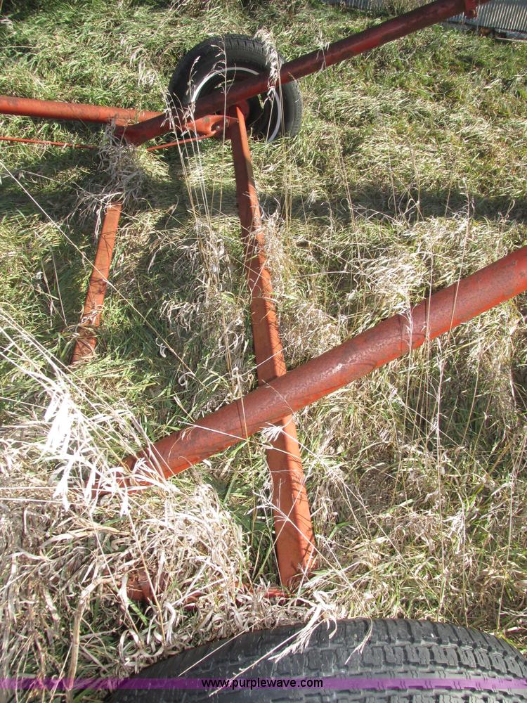 image for item H1014 Westfield W100 grain auger