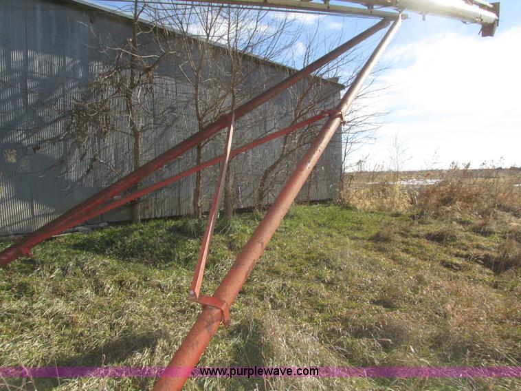 image for item H1014 Westfield W100 grain auger