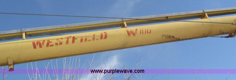 image for item H1014 Westfield W100 grain auger