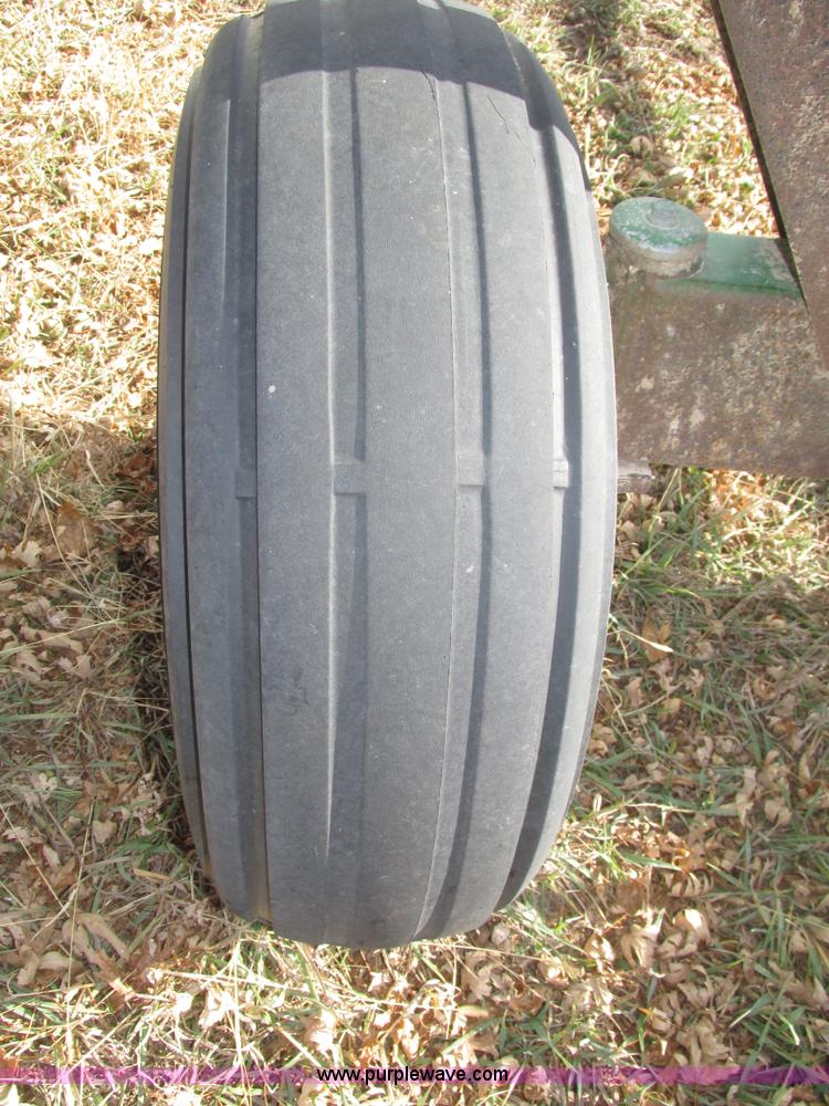 image for item H1015 E-Z Trail 680 header trailer