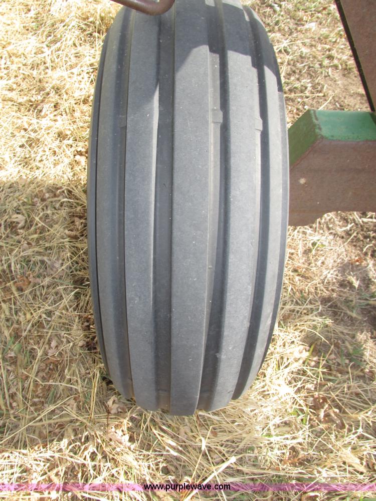 image for item H1015 E-Z Trail 680 header trailer