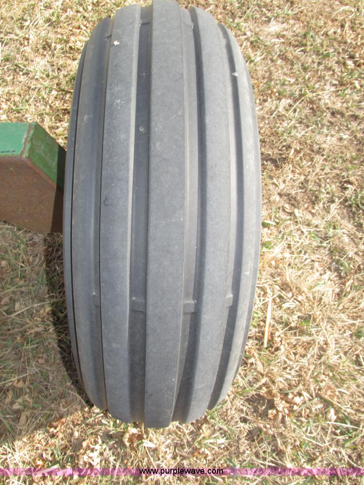 image for item H1015 E-Z Trail 680 header trailer