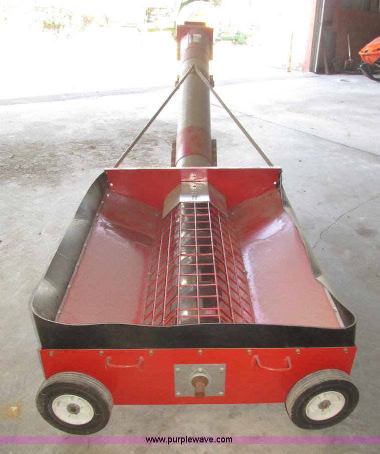 image for item H1016 2012 Luffland grain hopper